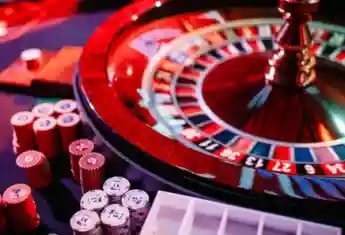 Pengguna bermain dengan pengaturan responsible gaming di a17k